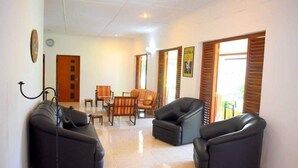 Front of property - Selagala Resort (Anuradhapura)