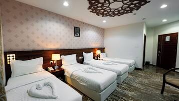 Iron/ironing board, free WiFi