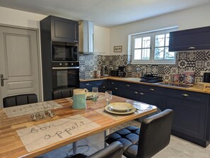 Fridge, microwave, dishwasher, high chair