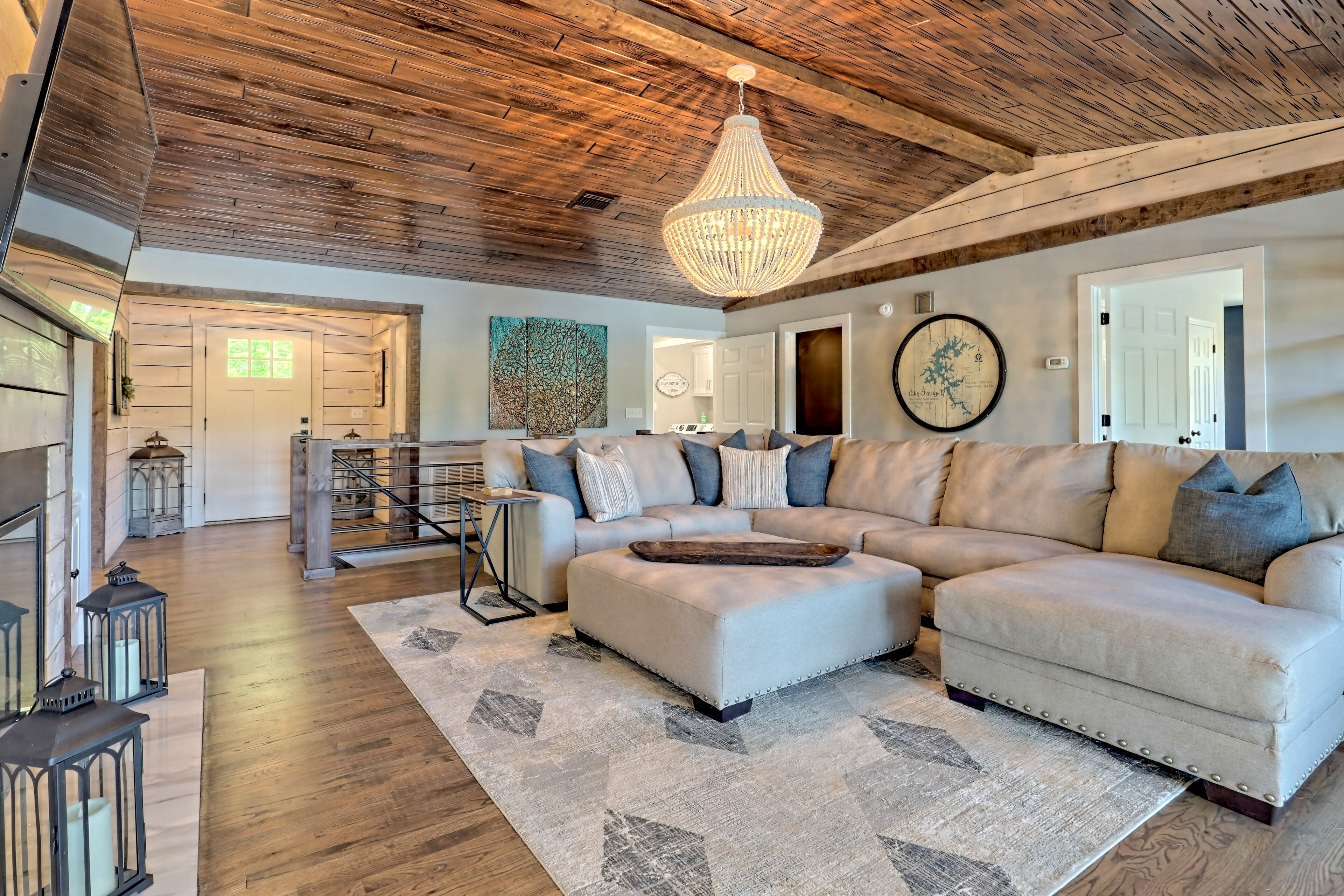 Angels Envy By Chatuge Home Concierge | 6br · Sleeps 14 · Lakefront · Hot Tub · Game Room - Hiawassee, GA