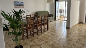 Interior - Appartement à Tiuccia, les Pieds Dans L'eau, Climatisé, Wifi (Tiuccia)