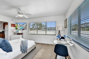 Desk, iron/ironing board, travel cot, WiFi