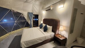Comfort Tent | Iron/ironing board, bed sheets - Dumba Bay Tioman (Tioman Island)