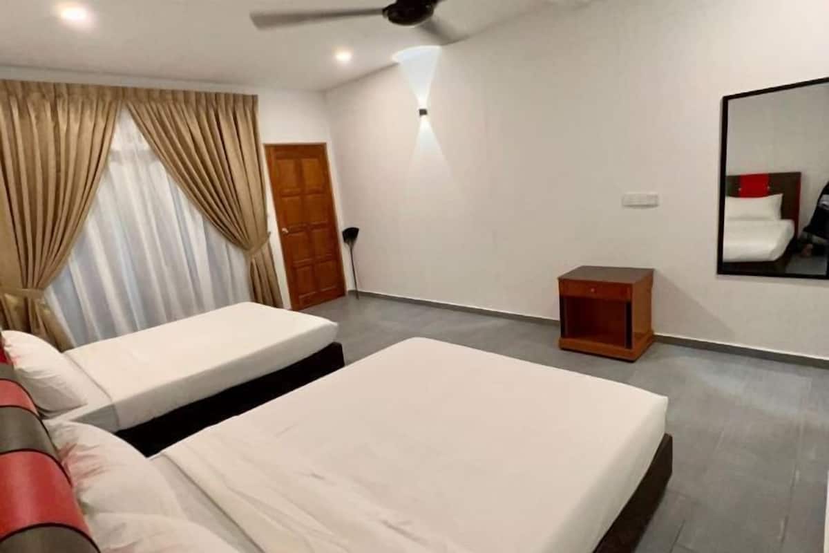 Iron/ironing board (on request), bed sheets