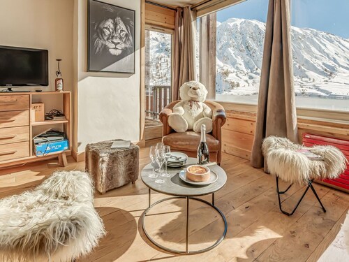 Spacious Premium 4-Room Duplex in Tignes with Wifi