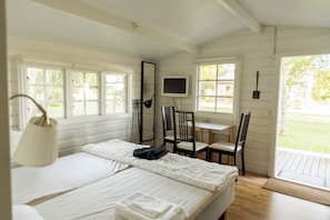 Room - 2 Cabins With Walking Distance to Alvaret Unesco World Heritage (Mörbylånga)