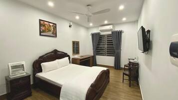 Business Room | 1 bedroom, free WiFi