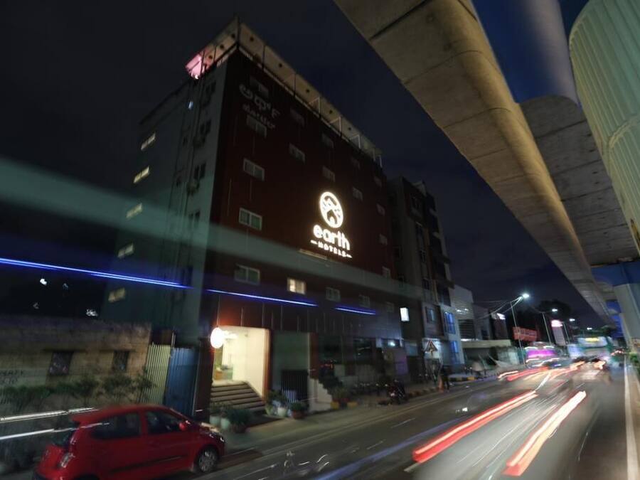 Fachada del alojamiento - Noche