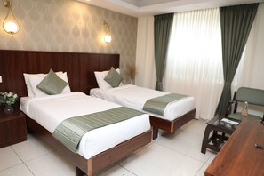 Executive Double or Twin Room | Hypo-allergenic bedding, blackout drapes, soundproofing, free WiFi - Earth Hotels (Bengaluru)