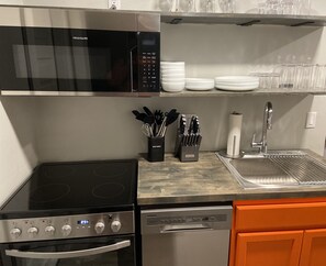 Private kitchen - Cabin in Detroit - Off the Canal / Walleye Fishing (Detroit)