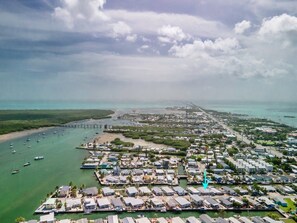 Unclassified image, 3 of 31, button