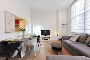 Superior Apartment | Living area