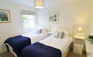 2 bedrooms, WiFi, bed sheets