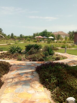 Desk, free WiFi, bed sheets - Solent Villas Resort (Apam)