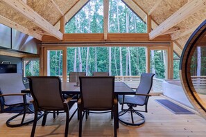 Free WiFi, bed sheets - enico.Mt.Fuji RESORT & GLAMPING (Narusawa)