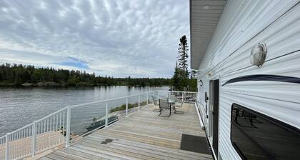 Waterfront Remote (boat access) RV on Dogtooth Lake, ON