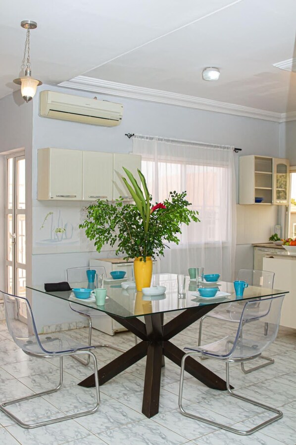 Dining - Kerr Ayo's One bed Room Deluxe Apartment, 5 Minutes From Senegambia Beaches (Serrekunda)