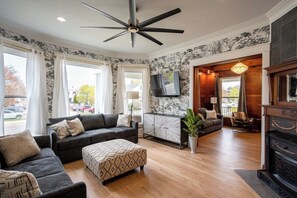 Smart TV - Renovated luxury home in Downtown Grand Haven (Grand Haven)