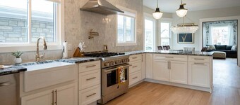 Renovated luxury home in Downtown Grand Haven
