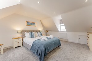 4 dormitorios, wifi gratis, ropa de cama