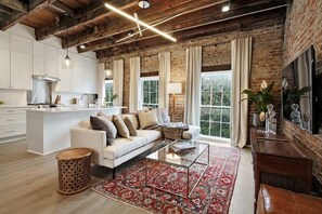 TV, offices - Luxury Historic Hotel Suite | 5 min to FQ (New Orleans)