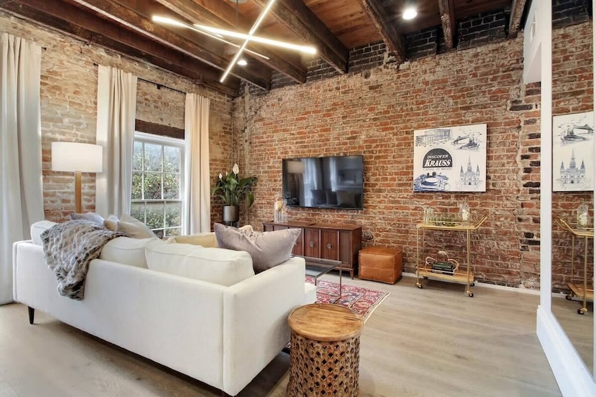 Luxury Historic Hotel Suite | 5 Min To Fq - Baton Rouge, LA