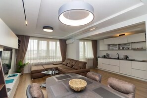 Flat-screen TV - Gran Capital - Top Central Apartment (София)