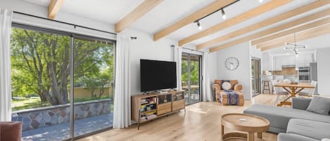 Maison, 5 chambres | Aire de séjour | Téléviseur connecté, services de diffusion en continu