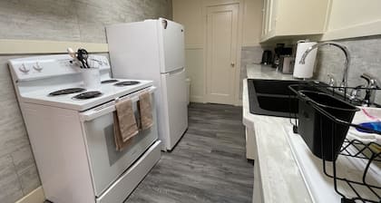 Downtown Studio, One Bathroom Rental