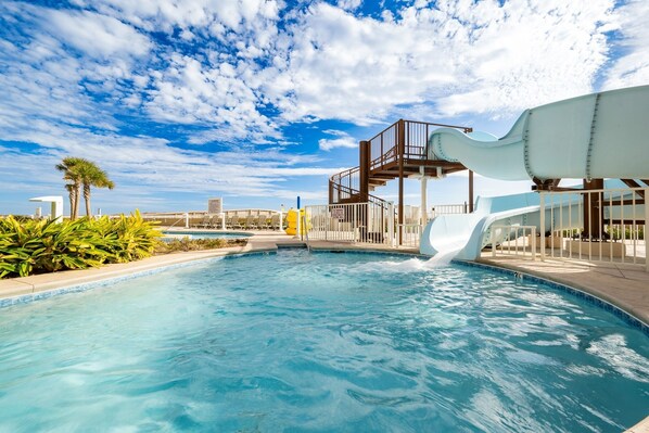 Διαμέρισμα (Condo), 4 Υπνοδωμάτια | Πισίνα | Εσωτερική πισίνα, εξωτερική πισίνα