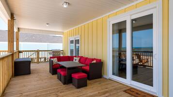 House, 5 Bedrooms | Outdoor dining