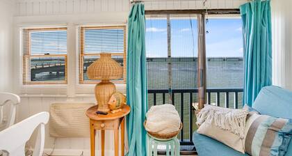 Bliss on the Bay - Perfect Beach Getaway