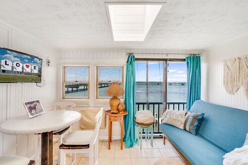 Bliss on the Bay by Seaside Vacations & Sales
