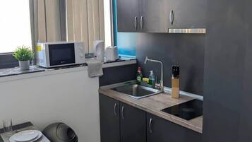Fridge, microwave, stovetop, electric kettle