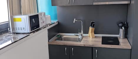 Fridge, microwave, stovetop, toaster