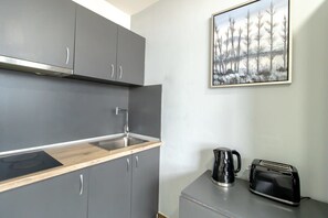 Fridge, microwave, stovetop, electric kettle