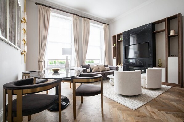 Dining - Elvaston Place III by onefinestay (London)