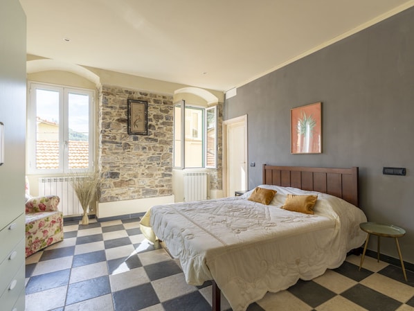 1 chambre, fer et planche à repasser, Wi-Fi