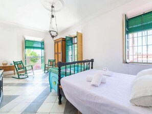 7 chambres, fer et planche à repasser, Wi-Fi