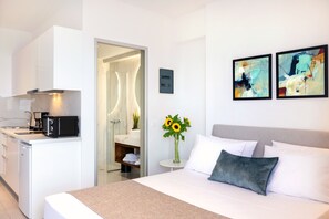 Iron/ironing board, free WiFi, bed sheets - Creta Sun, Studio 104 Sea view (Rethymno)