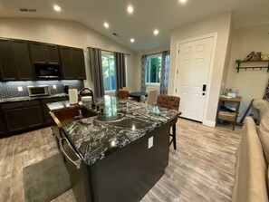 Fridge, microwave, oven, stovetop - Stunning New Custom-Built Home, 12' Ceilings, Chef's Kitchen, and Fruit Orchard (Redwood City)