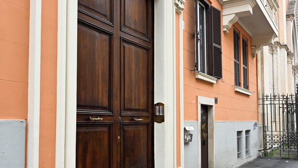Unclassified image, 1 of 85, button - SCIPIO92HOME (Rome)