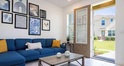 Splendid 4Bd Close to Disney @ Holly Village 132