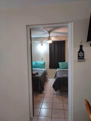 2 Schlafzimmer, Bügeleisen/Bügelbrett, kostenloses WLAN, Bettwäsche