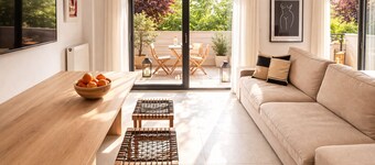 Grand Getaway Suite 300m from the Beach