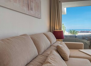 TV - Great Apartment 2Dorm-Pool & Views in Elviria Alta (Ojén)