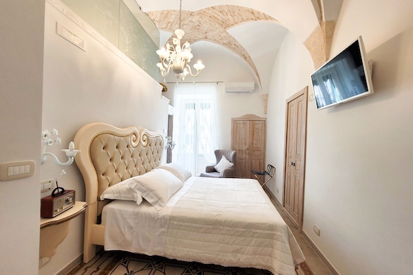 Classic Room | 1 dormitorio, edredones de plumas, colchones Select Comfort