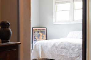 2 Schlafzimmer, Bügeleisen/Bügelbrett, Bettwäsche