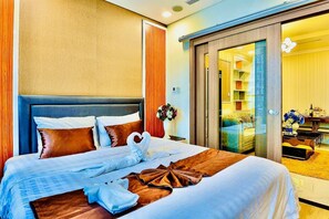 Apartment, 1 Bedroom, Balcony, City View | 1 bedroom, laptop workspace, blackout drapes, soundproofing