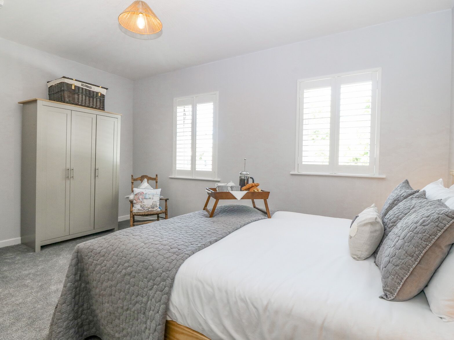 2 bedrooms, individually decorated, individually furnished, free WiFi